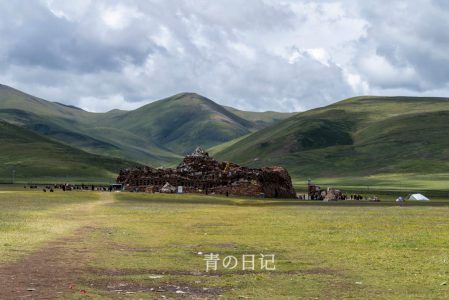 石渠松格玛尼石经城