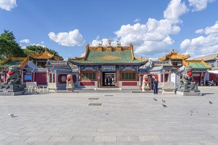 呼和浩特席力图召
