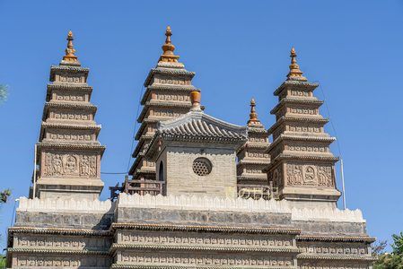 呼和浩特五塔寺